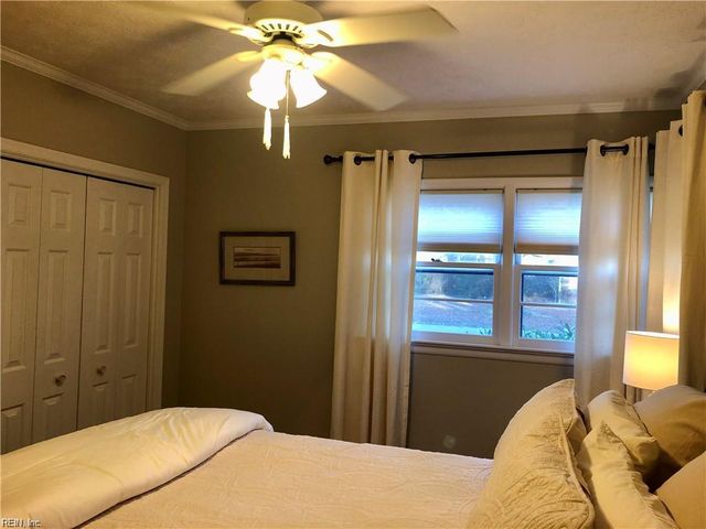 205 Woodroof RD, Newport News, VA 23606