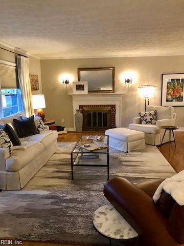 205 Woodroof RD, Newport News, VA 23606