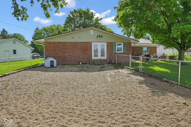 806 W Walnut Drive, Rockville, IN 47872