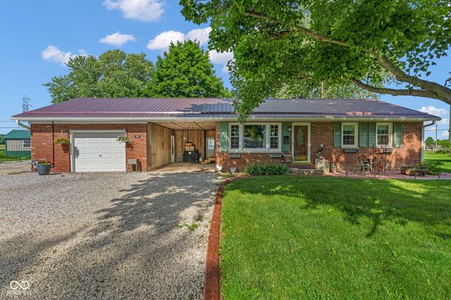 806 W Walnut Drive, Rockville, IN 47872