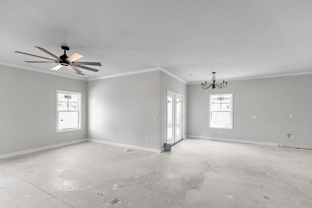 266 Weeping Willow Trail, Headland, AL 36345