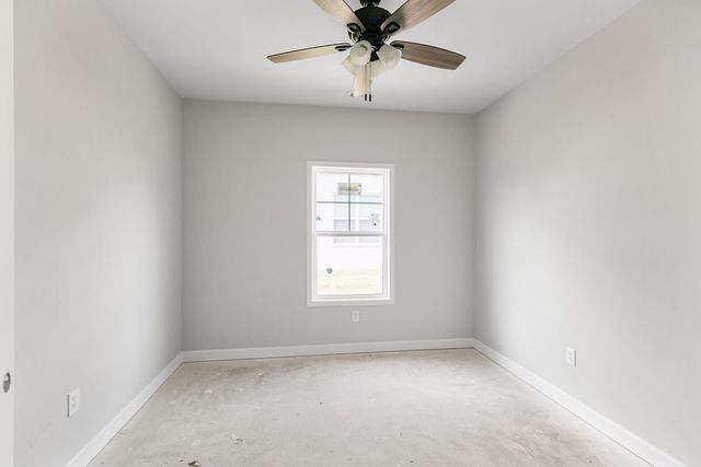 266 Weeping Willow Trail, Headland, AL 36345