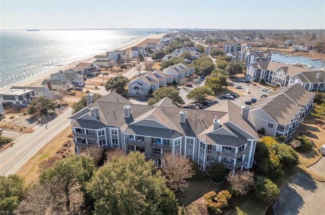 1031 High Dunes Quay Apt 103, Hampton, VA 23664
