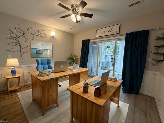 1031 High Dunes Quay Apt 103, Hampton, VA 23664