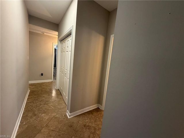 1031 High Dunes Quay Apt 103, Hampton, VA 23664