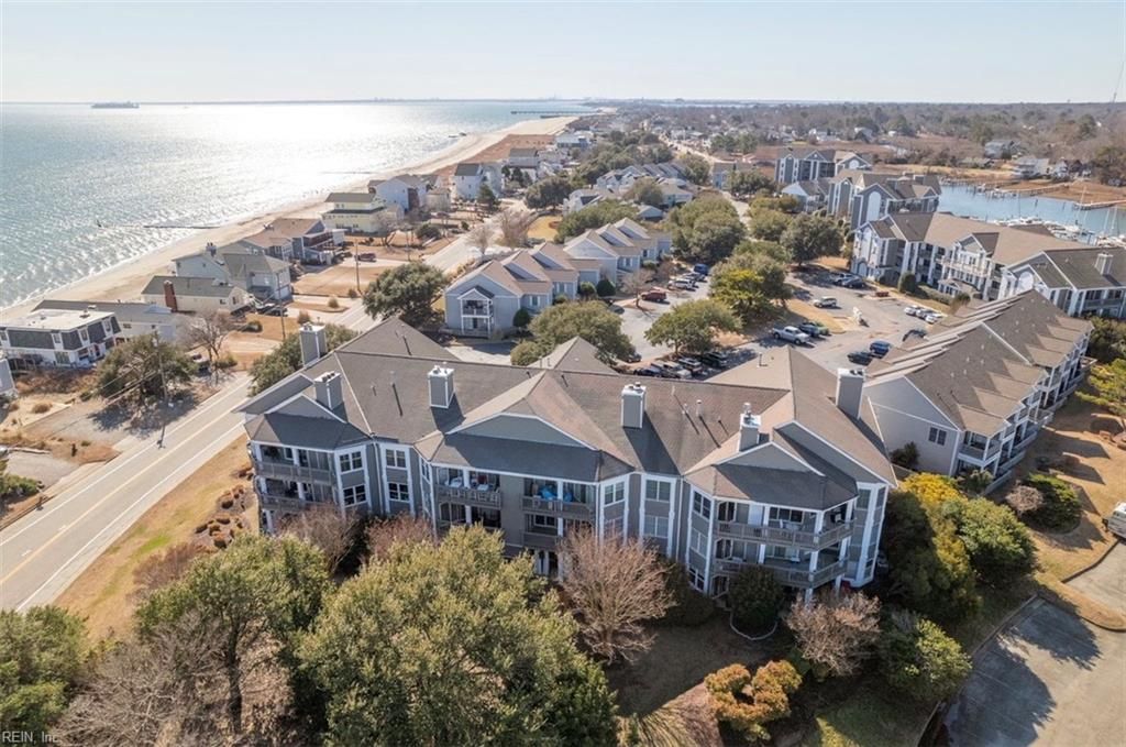1031 High Dunes Quay Apt 103, Hampton, VA 23664