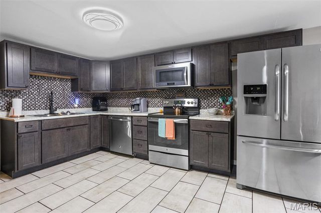 31 Judith Lane, Fairview Heights, IL 62208