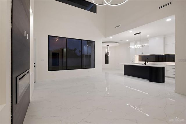 3124 N Elm Street, Edinburg, TX 78541