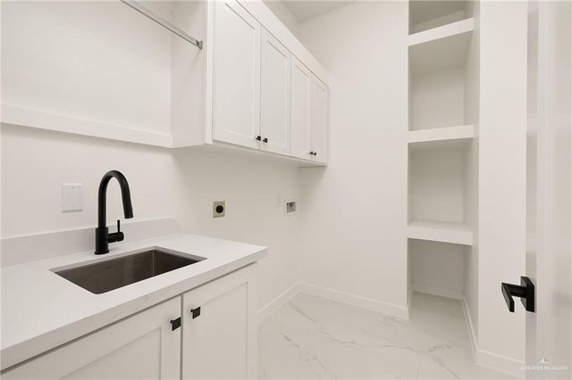 3124 N Elm Street, Edinburg, TX 78541