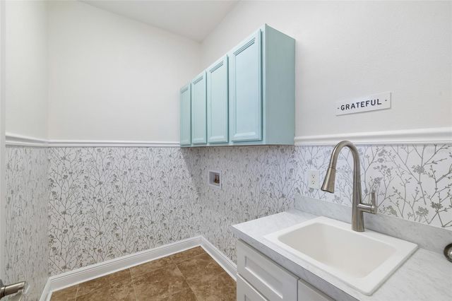 9402 59TH STREET N, Pinellas Park, FL 33782