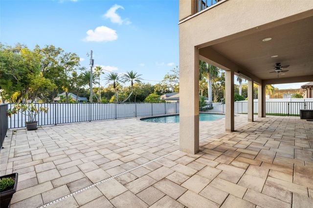 9402 59TH STREET N, Pinellas Park, FL 33782