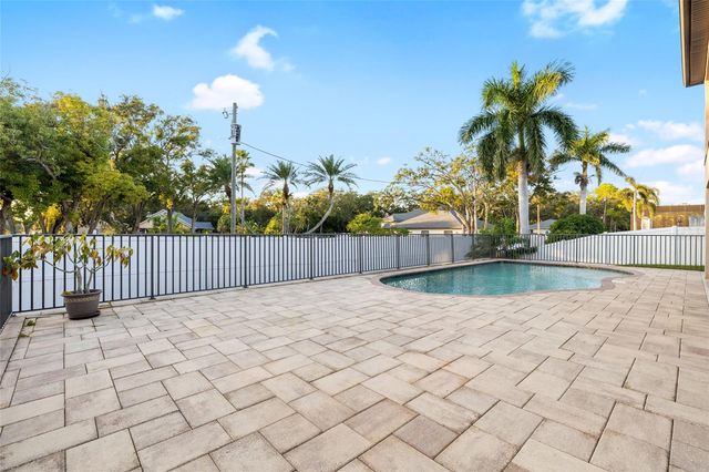 9402 59TH STREET N, Pinellas Park, FL 33782