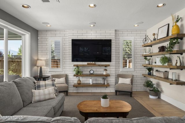 2890 Ethelinda Way, Reno, NV 89521