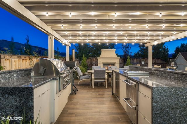 2890 Ethelinda Way, Reno, NV 89521