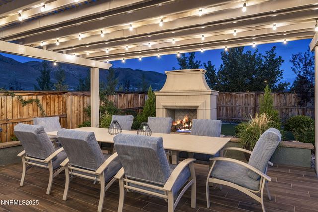 2890 Ethelinda Way, Reno, NV 89521