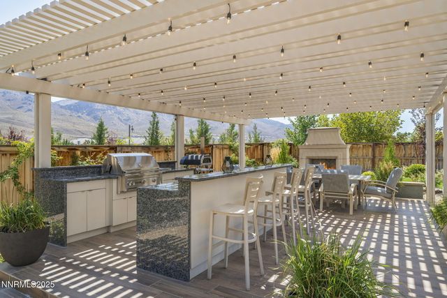 2890 Ethelinda Way, Reno, NV 89521