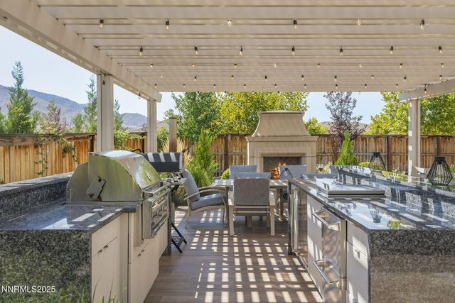 2890 Ethelinda Way, Reno, NV 89521