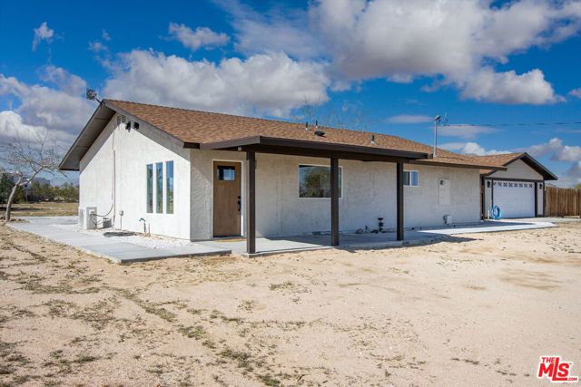 60777 Adele Avenue, Landers, CA 92285