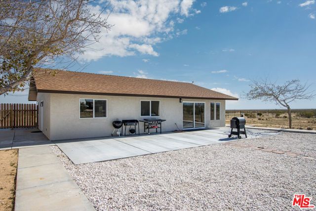 60777 Adele Avenue, Landers, CA 92285