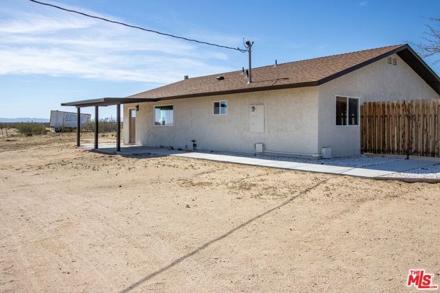 60777 Adele Avenue, Landers, CA 92285