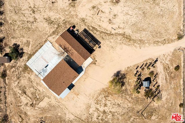 60777 Adele Avenue, Landers, CA 92285