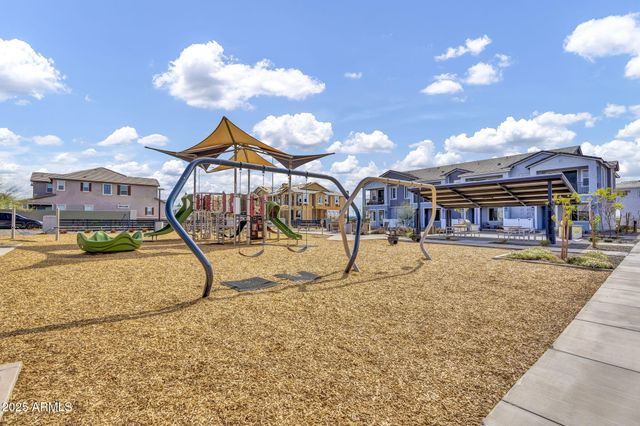 8312 E PETERSON Avenue, Mesa, AZ 85212