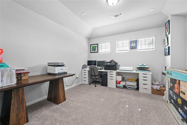 207 Dogvane CIR W, Kyle, TX 78640