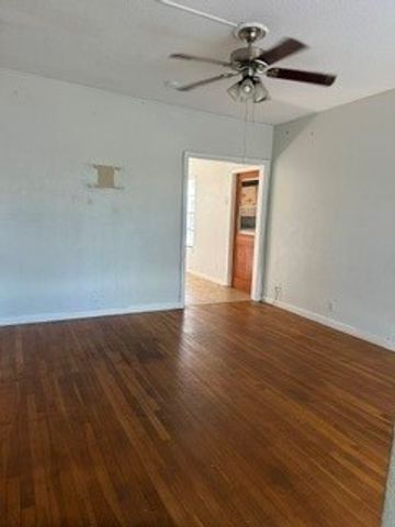 5805 Shamrock Dr, Corpus Christi, TX 78412