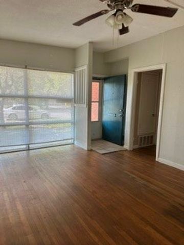 5805 Shamrock Dr, Corpus Christi, TX 78412