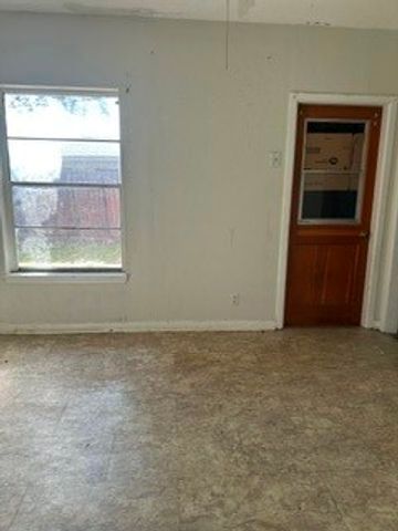 5805 Shamrock Dr, Corpus Christi, TX 78412