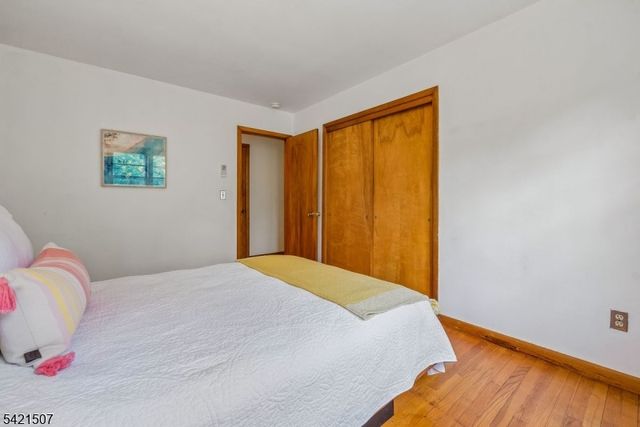 54 Briarhill Rd, Cedar Grove Twp., NJ 07009