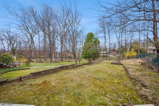54 Briarhill Rd, Cedar Grove Twp., NJ 07009