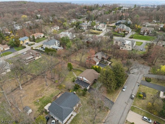 54 Briarhill Rd, Cedar Grove Twp., NJ 07009