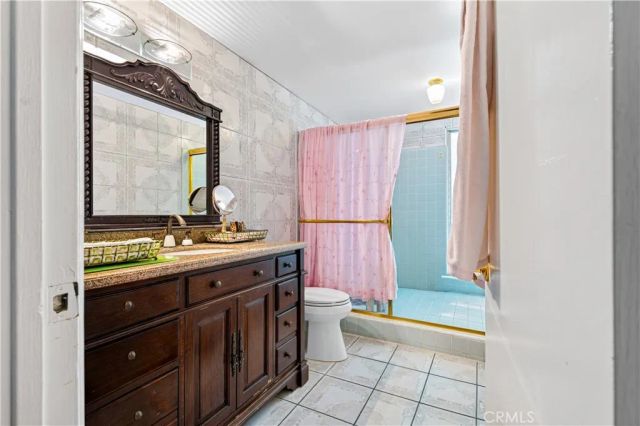 4537 Ellenita Avenue, Tarzana, CA 91356
