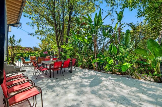 4537 Ellenita Avenue, Tarzana, CA 91356