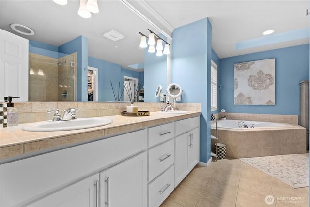8907 NE 152nd Place, Bothell, WA 98011