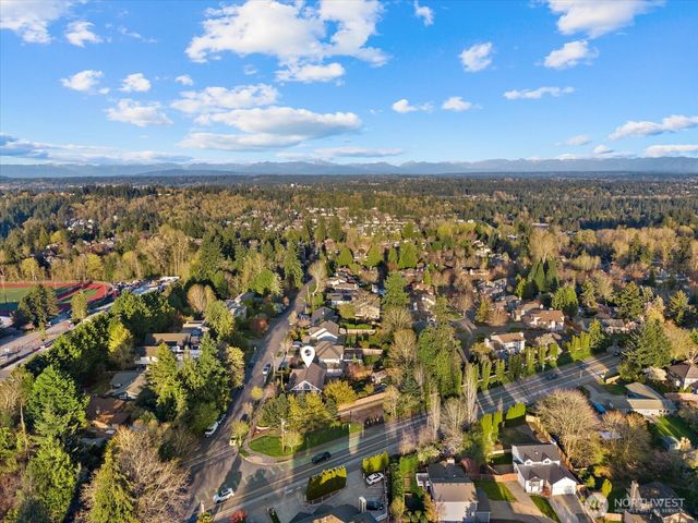8907 NE 152nd Place, Bothell, WA 98011