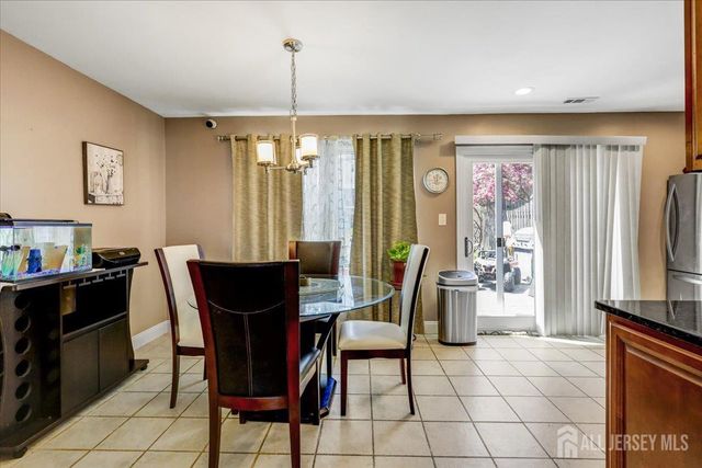 19 W Byrnes Lane, Sayreville, NJ 08872