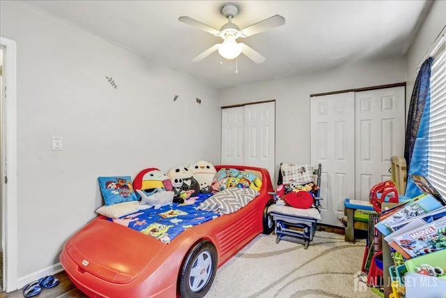 19 W Byrnes Lane, Sayreville, NJ 08872