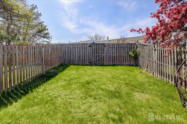 19 W Byrnes Lane, Sayreville, NJ 08872