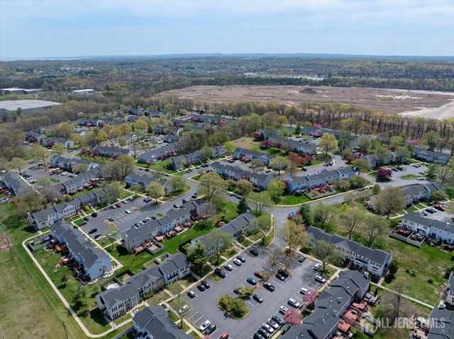 19 W Byrnes Lane, Sayreville, NJ 08872