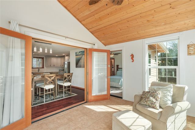 554 Ocean Shores Boulevard NW, Ocean Shores, WA 98569