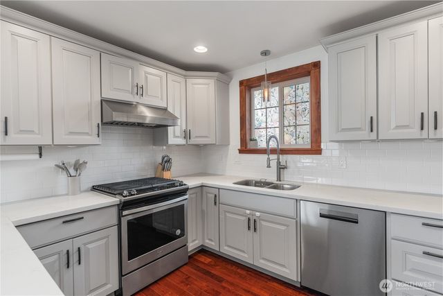 554 Ocean Shores Boulevard NW, Ocean Shores, WA 98569