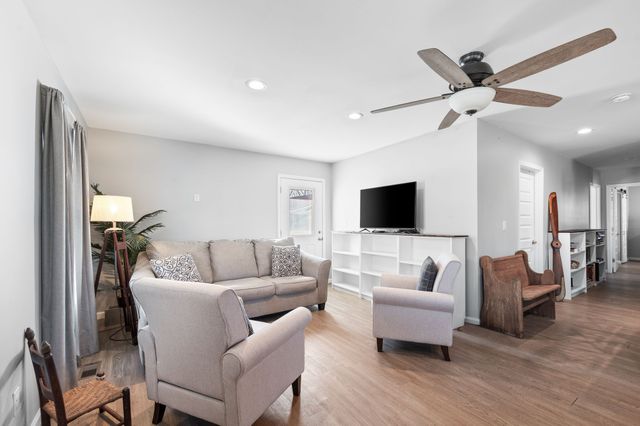 118 Brinkley St, Ashland City, TN 37015