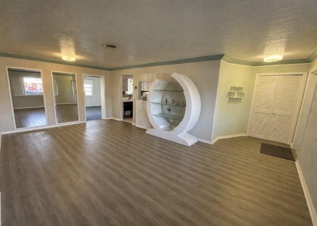 7860 NW 12th Street, Pembroke Pines, FL 33024