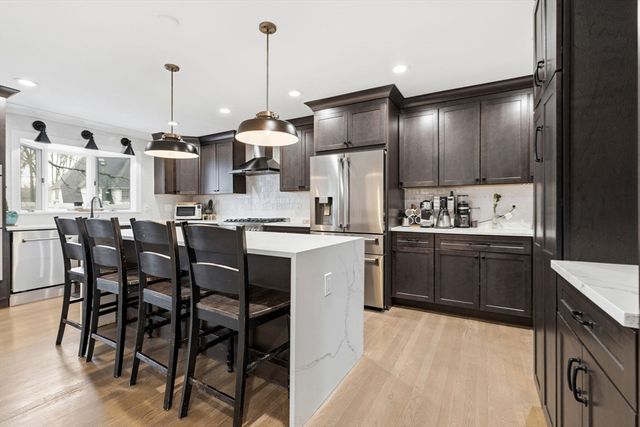 25 Clearwater Rd, Brookline, MA 02467