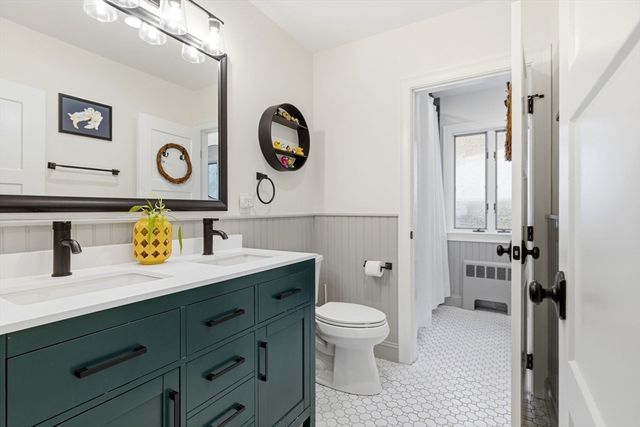 25 Clearwater Rd, Brookline, MA 02467