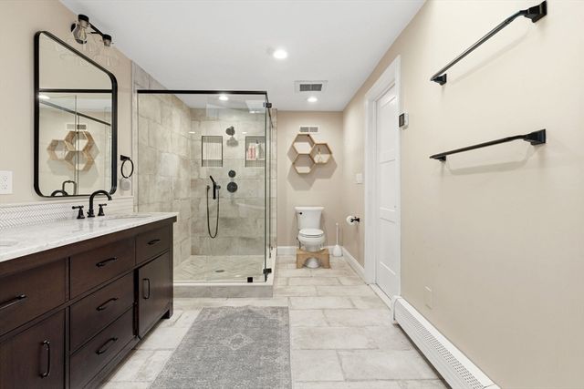 25 Clearwater Rd, Brookline, MA 02467