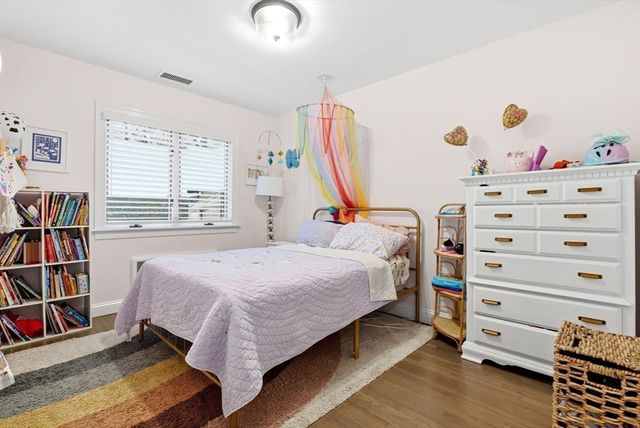 25 Clearwater Rd, Brookline, MA 02467