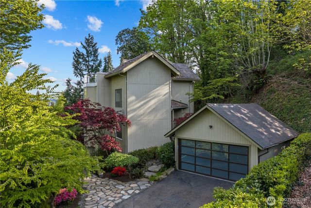 4290 Shoreclub Drive, Mercer Island, WA 98040